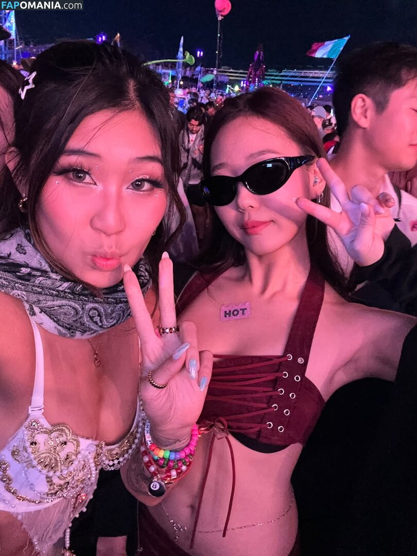 AGirlAndAGame / Jessica / jessicahkim / jessicanigri / kaburbank Nude OnlyFans  Leaked Photo #953