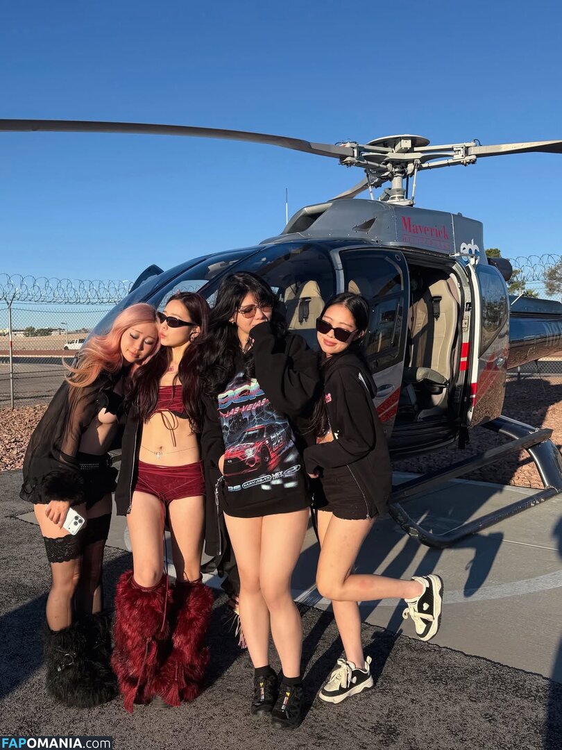 AGirlAndAGame / Jessica / jessicahkim / jessicanigri / kaburbank Nude OnlyFans  Leaked Photo #958