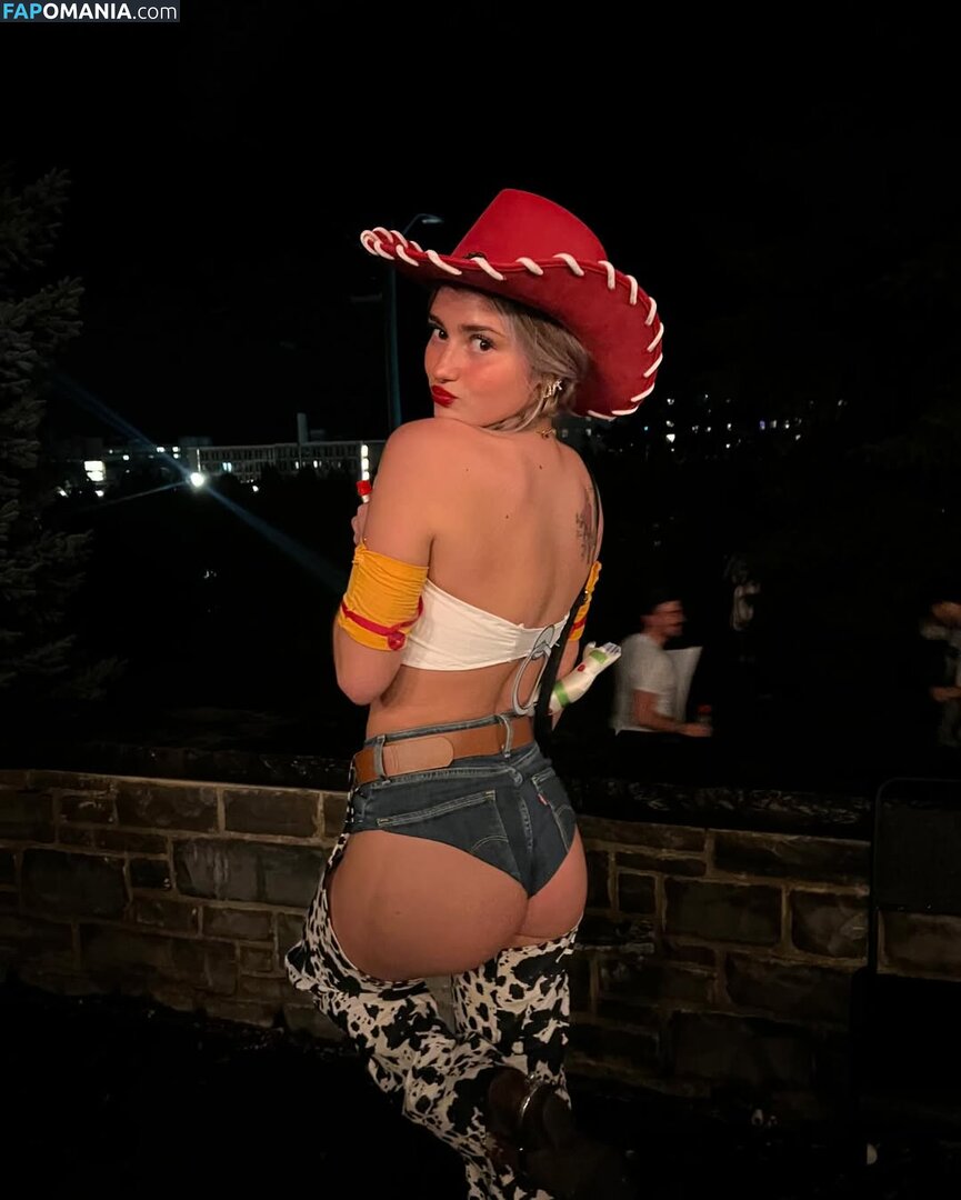 https: / jessicalovelyy / jessicalovelyy_ / jessiclovelyy Nude OnlyFans  Leaked Photo #1
