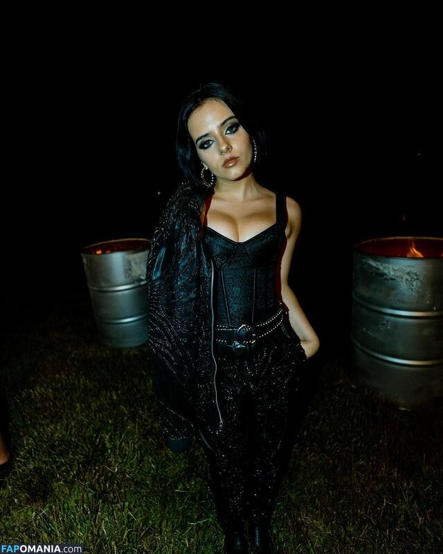 Jessie Murph / jessiemurphhh / playfullyfunsized Nude OnlyFans  Leaked Photo #4