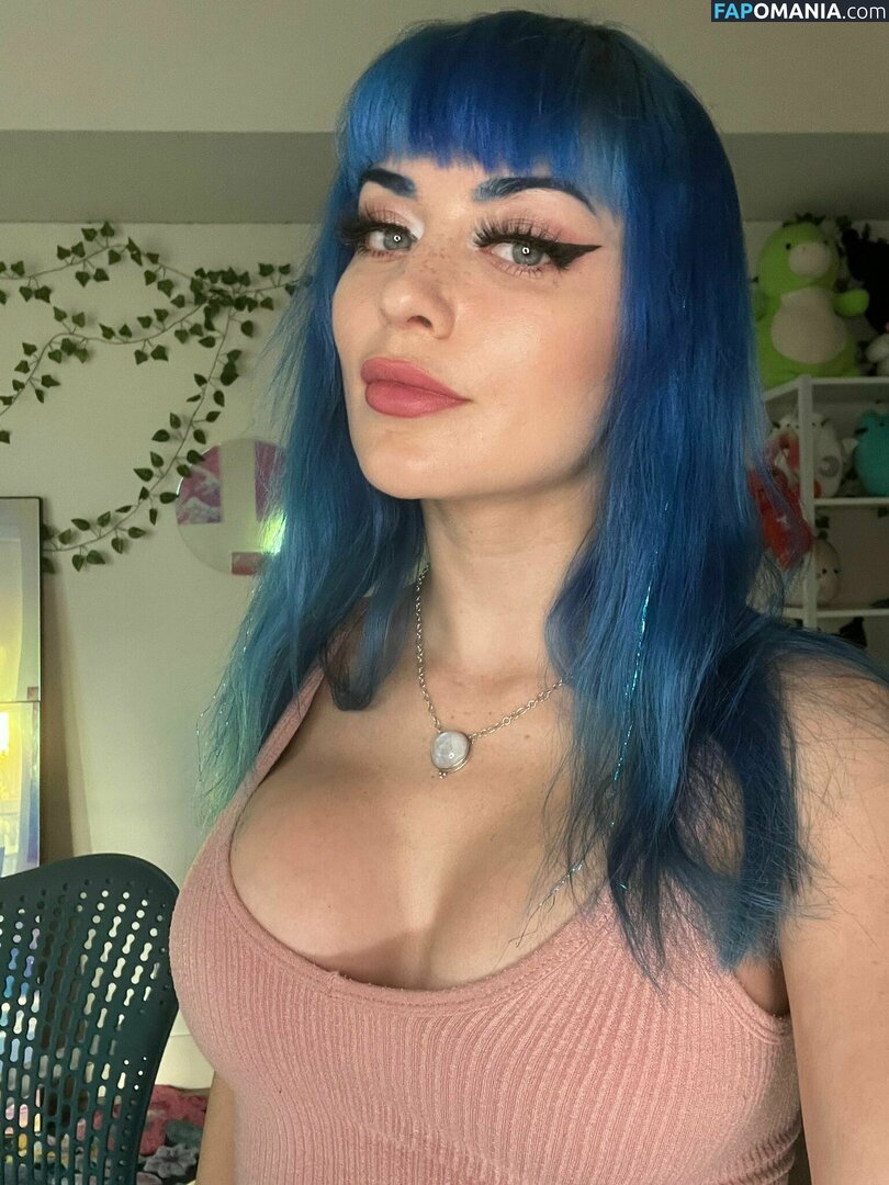 jewelzblu / onlyjewelzblu Nude OnlyFans  Leaked Photo #386