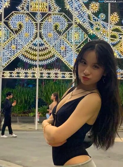 _Jia.wen / lazlequack Nude OnlyFans  Leaked Photo #2