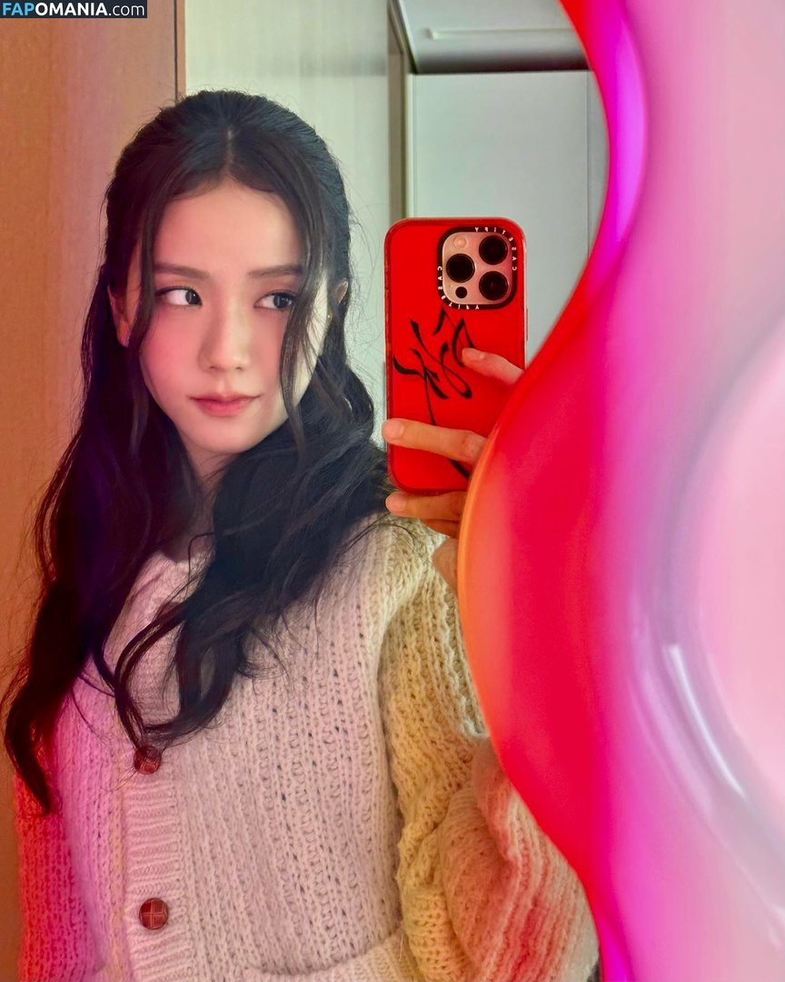 BLACKPINK / Jisoo / qenshizu / sooyaaa__ Nude OnlyFans  Leaked Photo #1