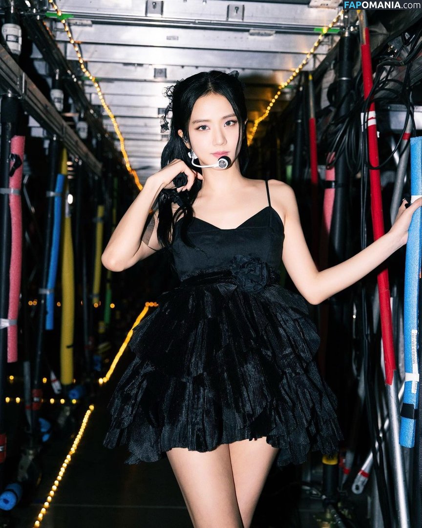 BLACKPINK / Jisoo / qenshizu / sooyaaa__ Nude OnlyFans  Leaked Photo #5