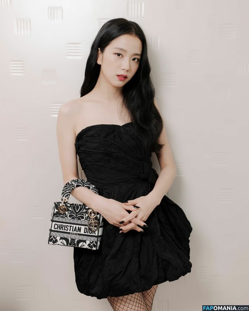 BLACKPINK / Jisoo / qenshizu / sooyaaa__ Nude OnlyFans  Leaked Photo #93