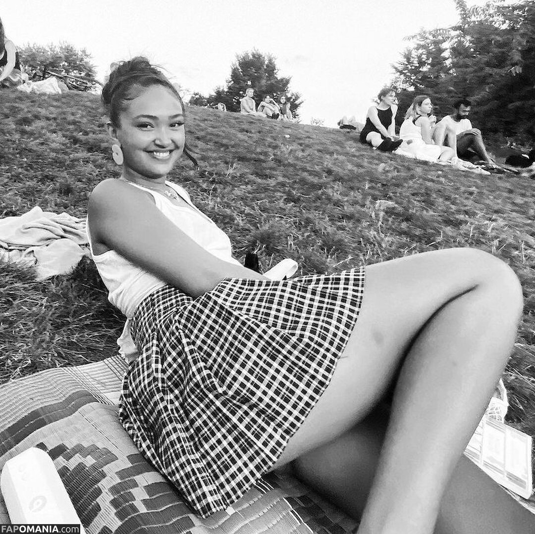 Joy Crookes / https: / joycrookes Nude OnlyFans  Leaked Photo #36