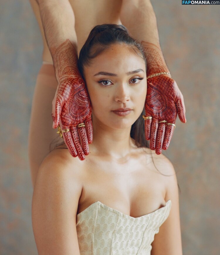 Joy Crookes / https: / joycrookes Nude OnlyFans  Leaked Photo #39