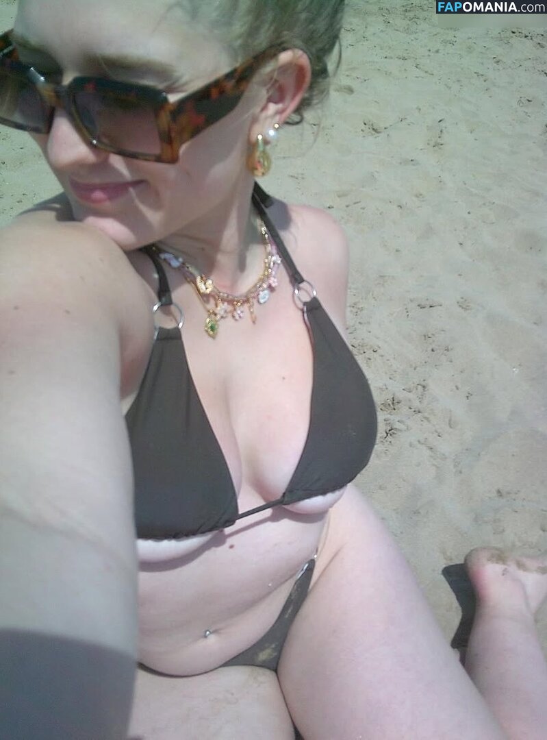 Jule_sophxe Nude OnlyFans  Leaked Photo #9