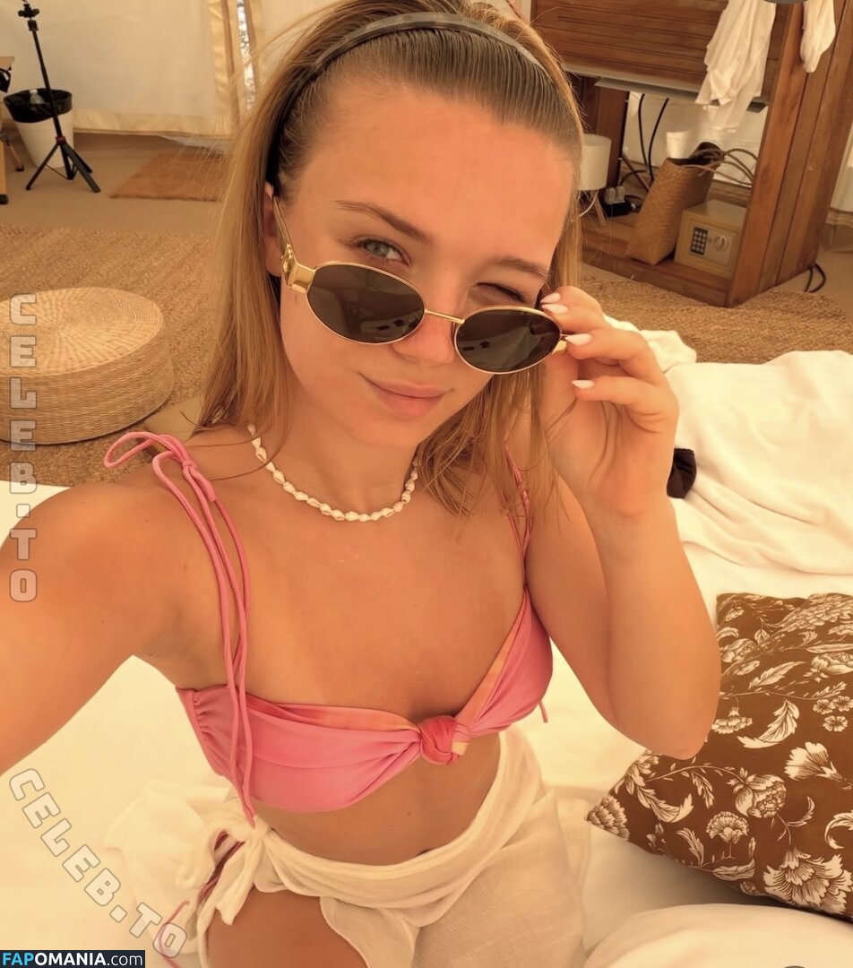 Julia Beautx / JuliaBeautx / julia_beautx Nude OnlyFans  Leaked Photo #824