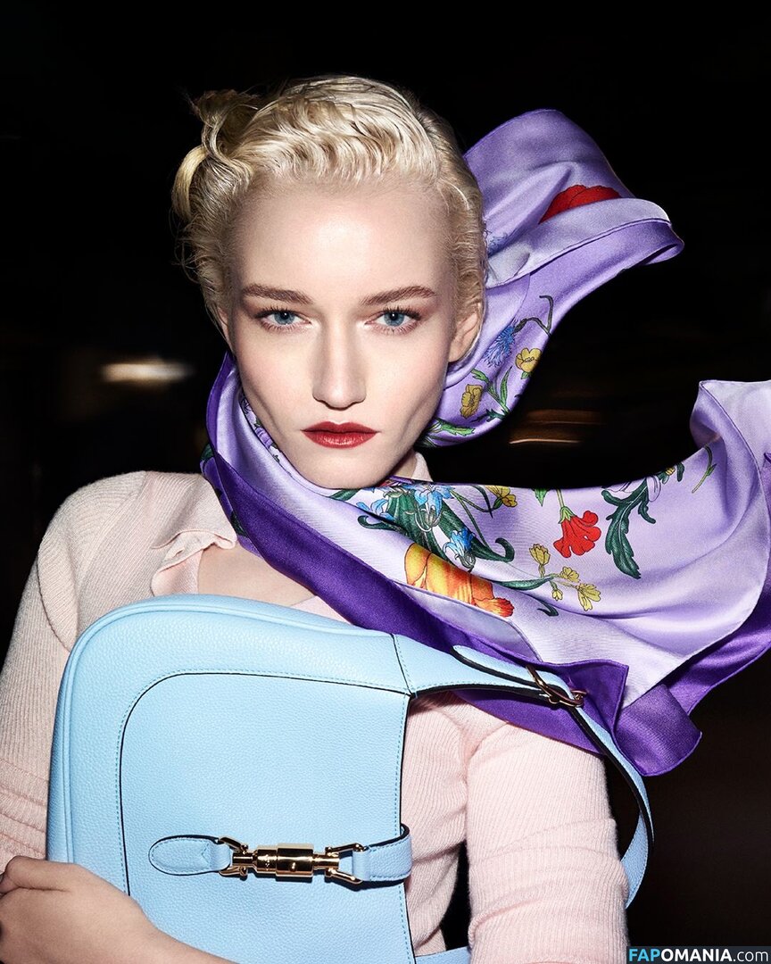 Julia Garner / juliagarnerofficial / ztyg_29 Nude OnlyFans  Leaked Photo #15