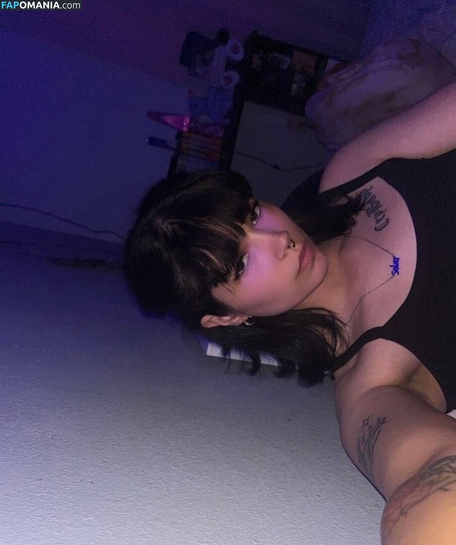 Julia Graham / https: / teasingmoon / teasingmoon... / temptedevil / temptedevil... Nude OnlyFans  Leaked Photo #10