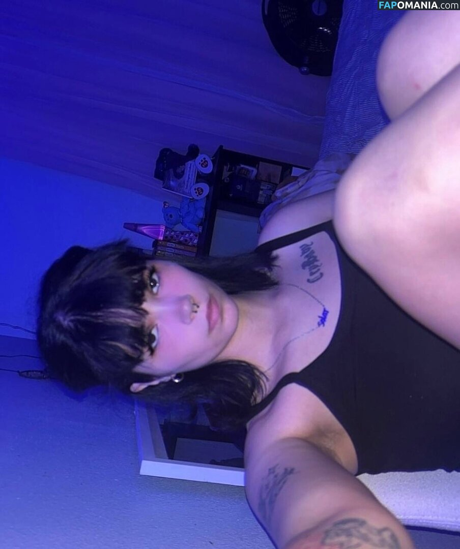 Julia Graham / https: / teasingmoon / teasingmoon... / temptedevil / temptedevil... Nude OnlyFans  Leaked Photo #11