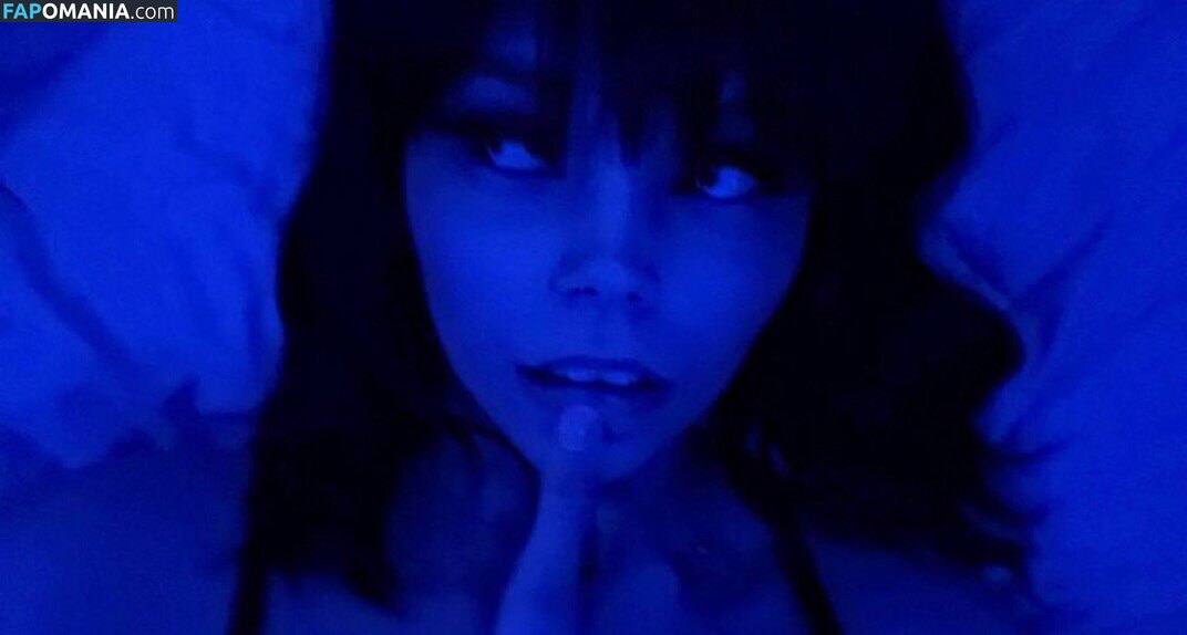 Julia Graham / https: / teasingmoon / teasingmoon... / temptedevil / temptedevil... Nude OnlyFans  Leaked Photo #12