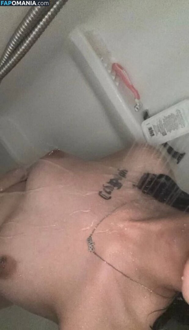 Julia Graham / https: / teasingmoon / teasingmoon... / temptedevil / temptedevil... Nude OnlyFans  Leaked Photo #18