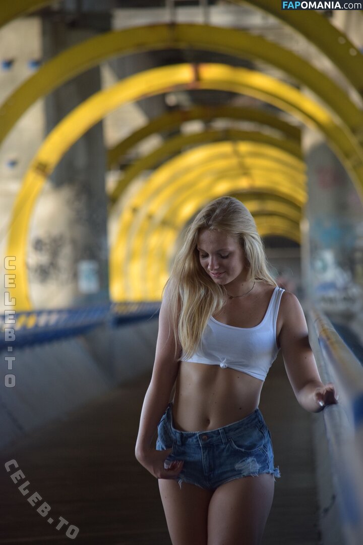 Julia Haas / julia__haas Nude OnlyFans  Leaked Photo #5