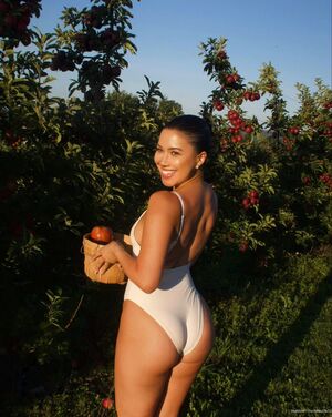 Julia Kelly