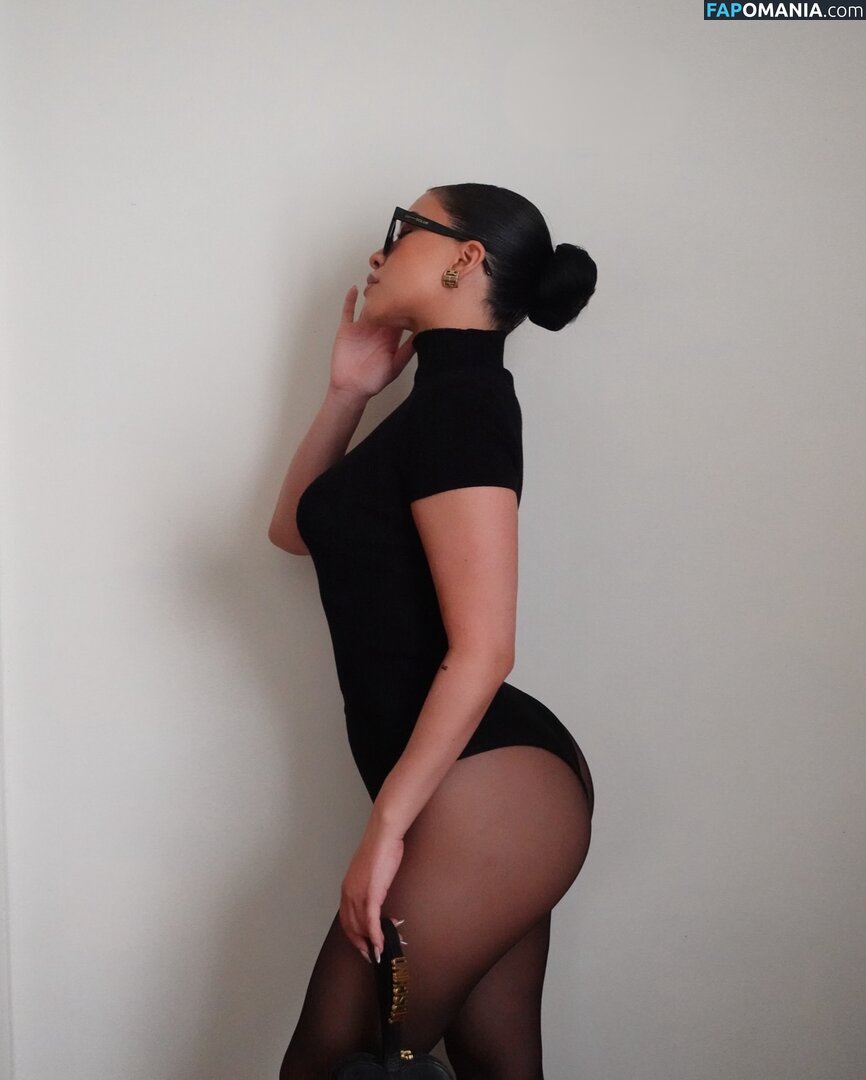 Julia Kelly / missjuliakelly Nude OnlyFans  Leaked Photo #856