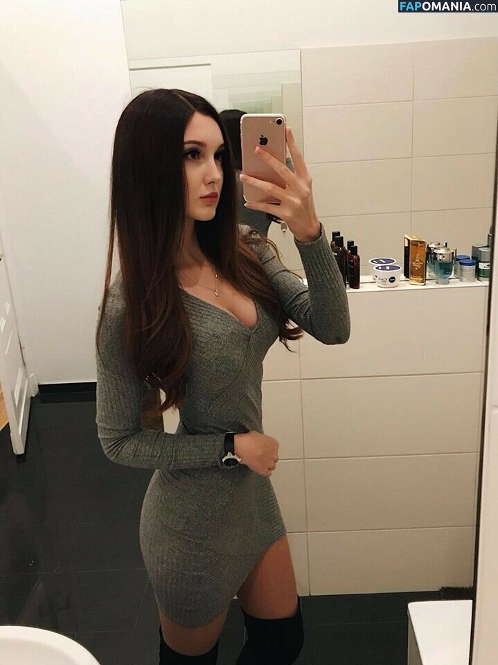 Julia Majch / Moonunyo / Shieru Nude OnlyFans  Leaked Photo #54