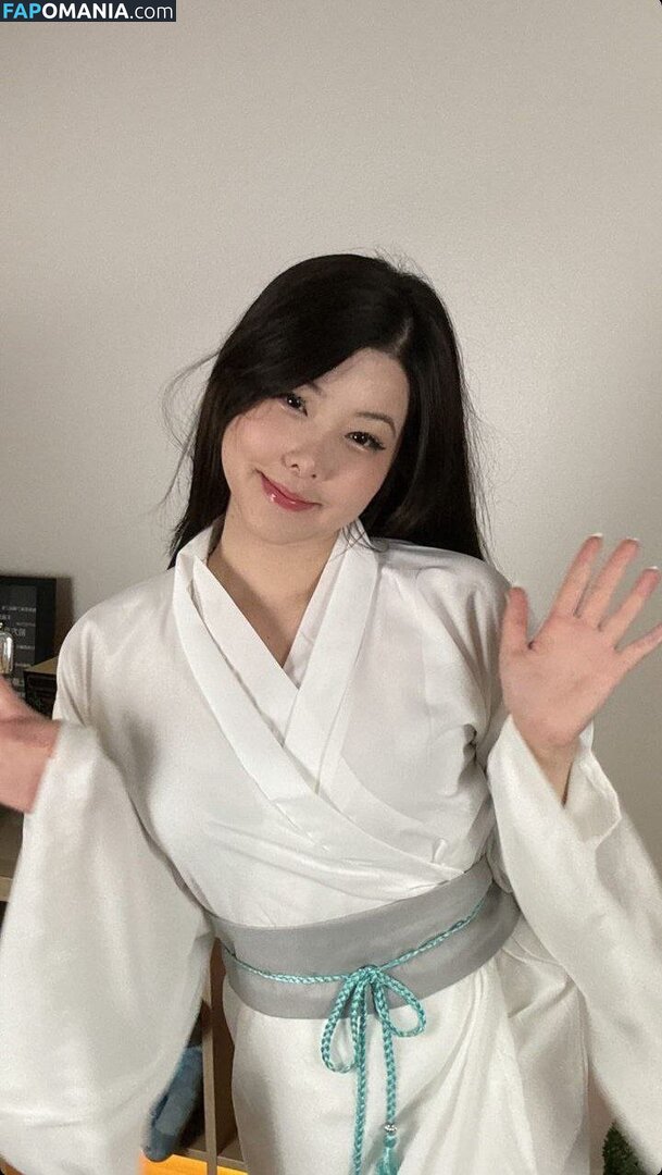 Júlia Nakamura / Mayumi / jumayumin1 Nude OnlyFans  Leaked Photo #5