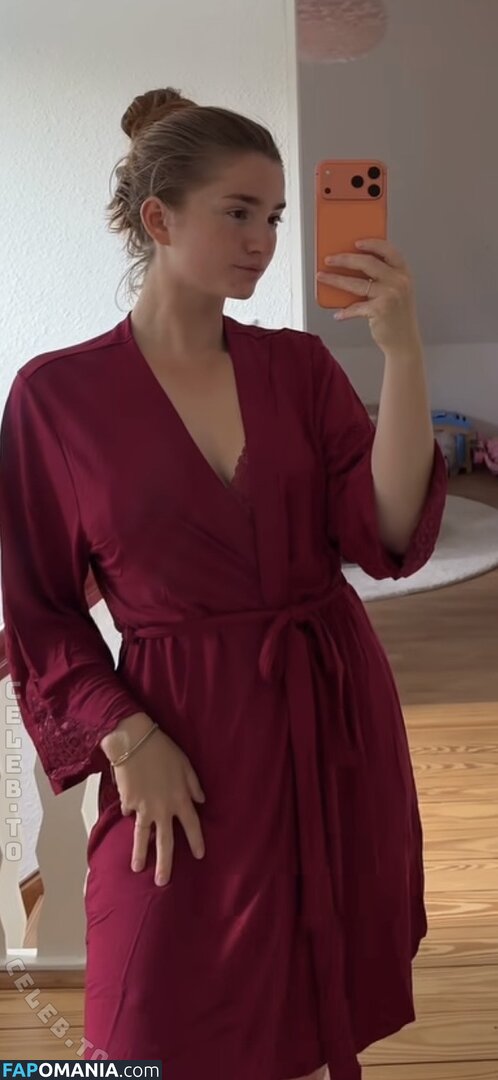 Julia Schulze / Julita_fit / julia.thiele_family Nude OnlyFans  Leaked Photo #7