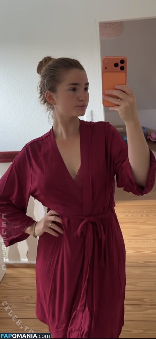 Julia Schulze / Julita_fit / julia.thiele_family Nude OnlyFans  Leaked Photo #8