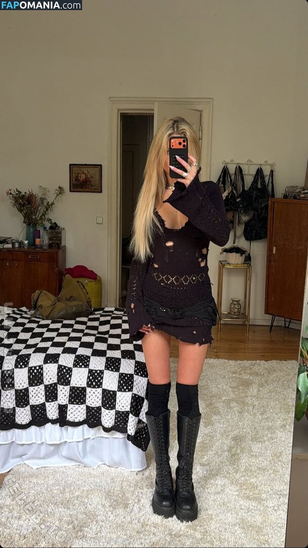 Julia Wulf / juleslw / julesslw Nude OnlyFans  Leaked Photo #25