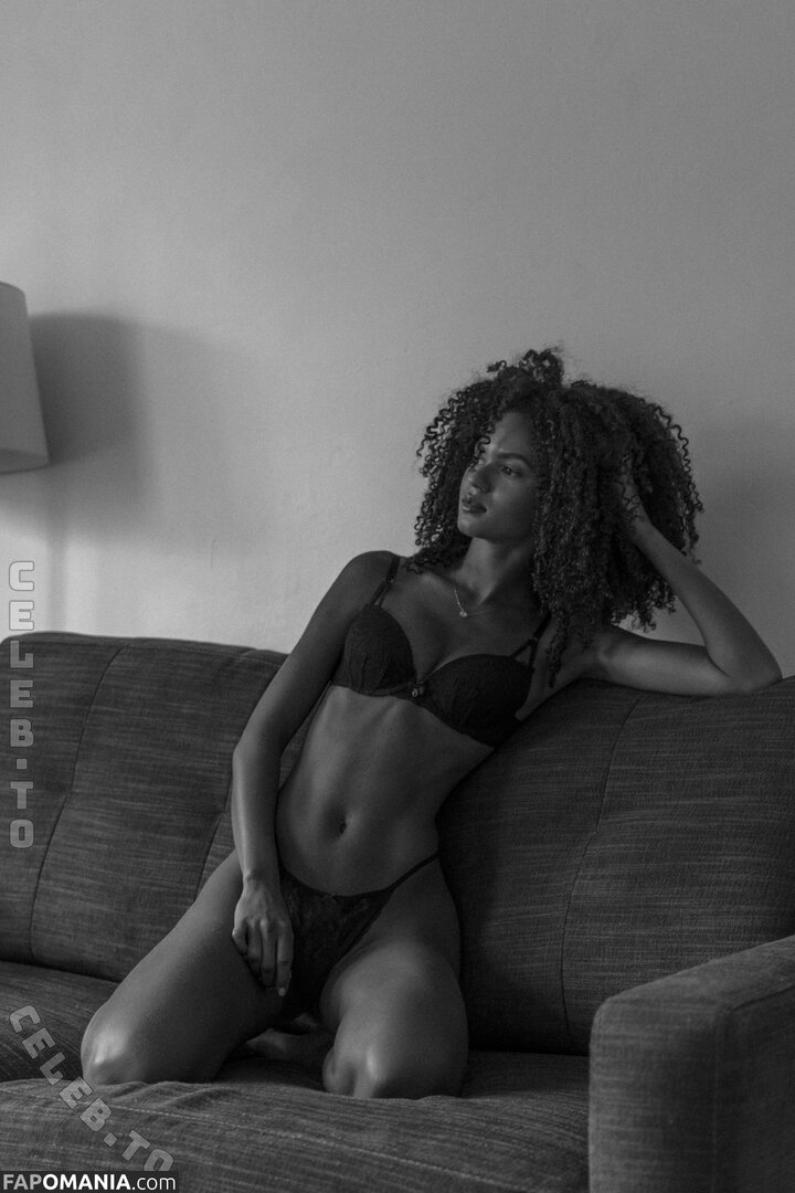 Juliana Nalu / https: / juliananalu / naluando / nalujuliana Nude OnlyFans  Leaked Photo #321
