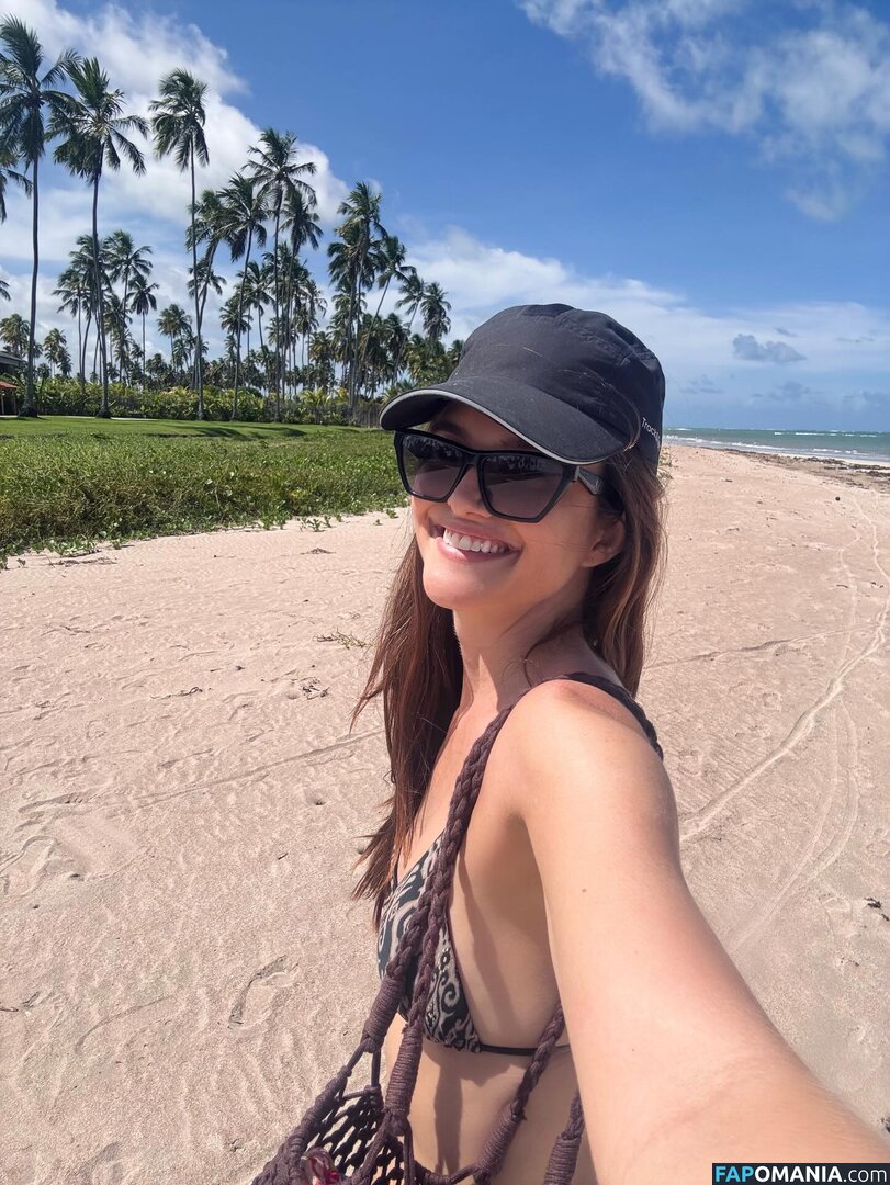 Juliana Paiva / juulianapaiva Nude OnlyFans  Leaked Photo #1
