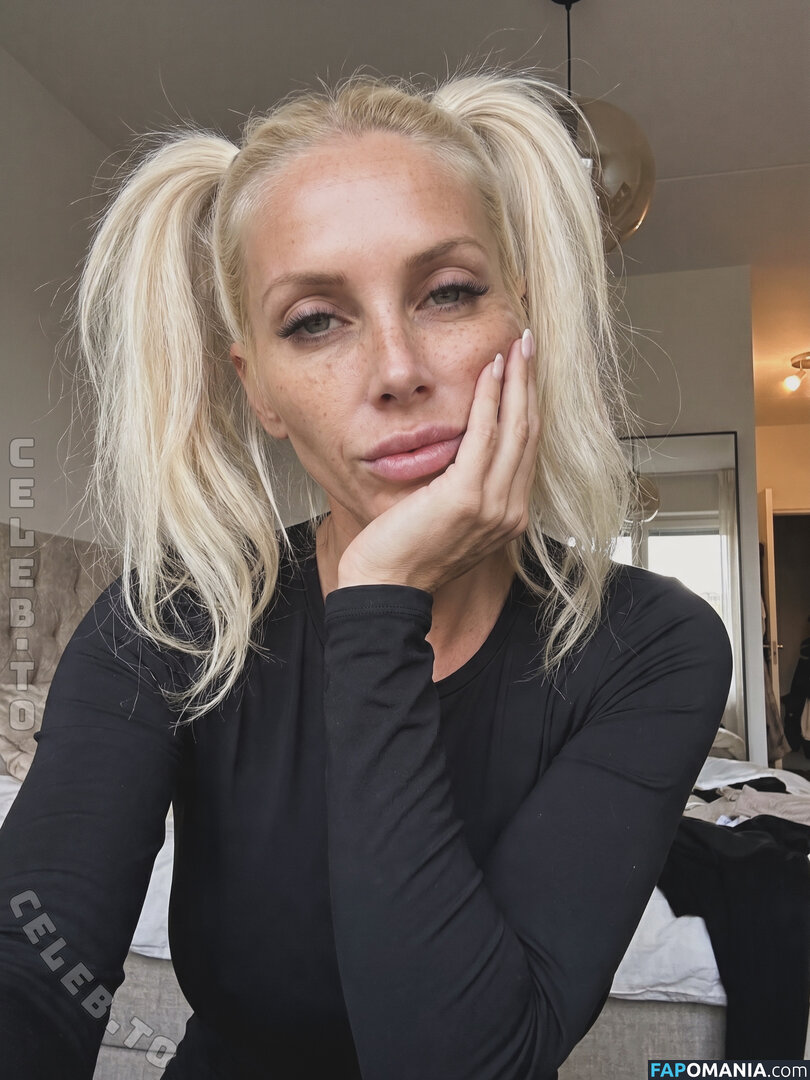 Die.juliemoon / Julie Moon Nude OnlyFans  Leaked Photo #2