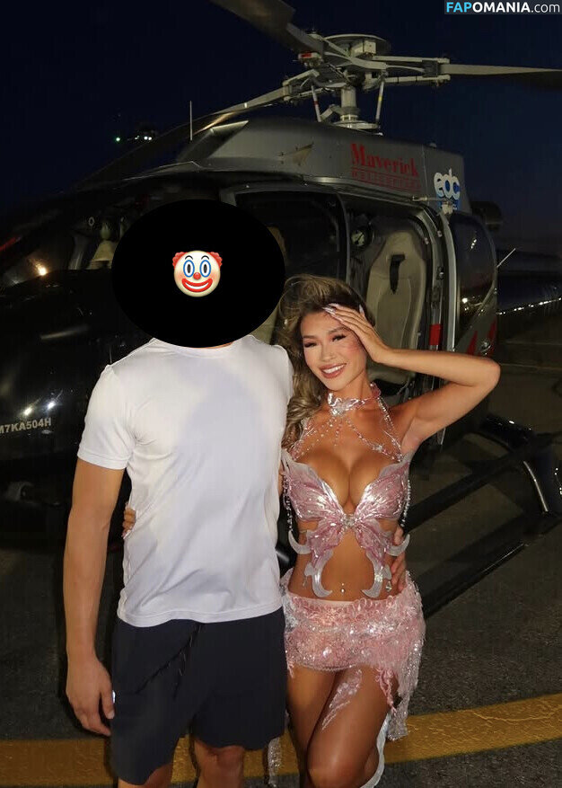Julieeepham Nude OnlyFans  Leaked Photo #8