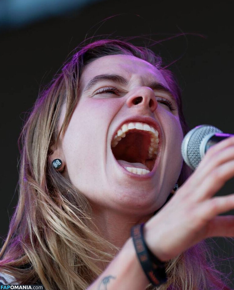 Julien Baker / julienrbaker Nude OnlyFans  Leaked Photo #6