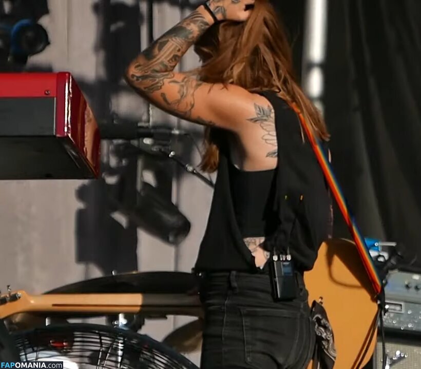 Julien Baker / julienrbaker Nude OnlyFans  Leaked Photo #17