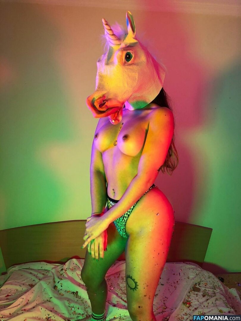 JULLYVROSE / Juliana Vieira / jullyvrosee Nude OnlyFans  Leaked Photo #8