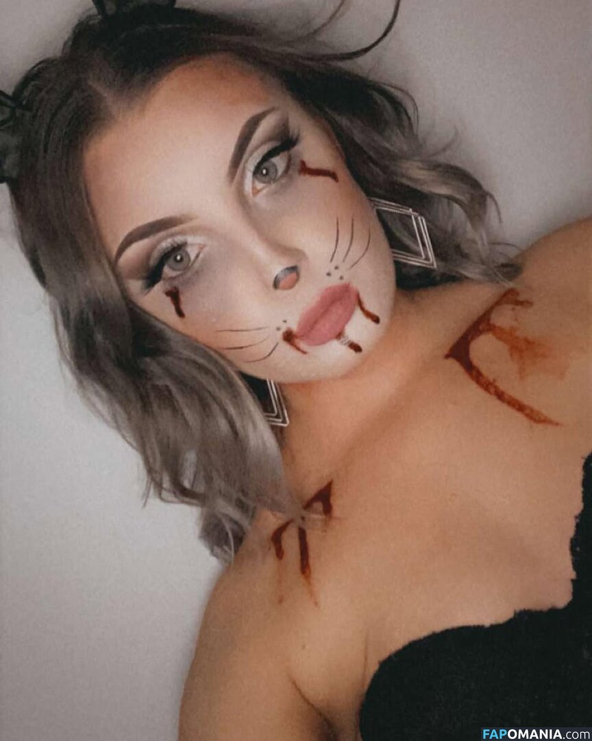 __julsssx / julsxxx Nude OnlyFans  Leaked Photo #9