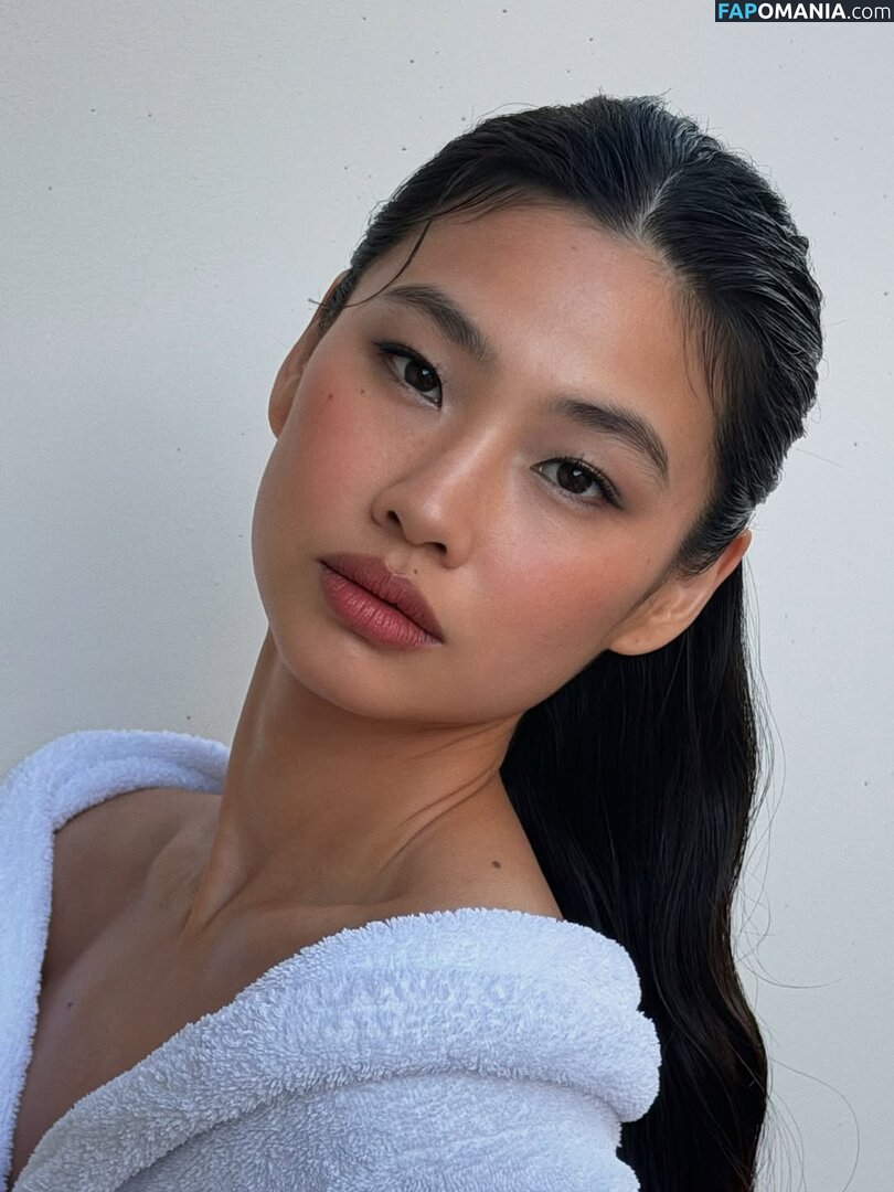 Jung Ho-yeon Nude OnlyFans  Leaked Photo #5