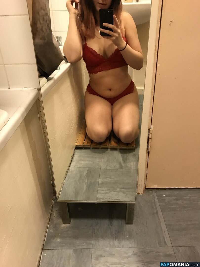 jupiter / mama_watchi / yaprax96 Nude OnlyFans  Leaked Photo #8