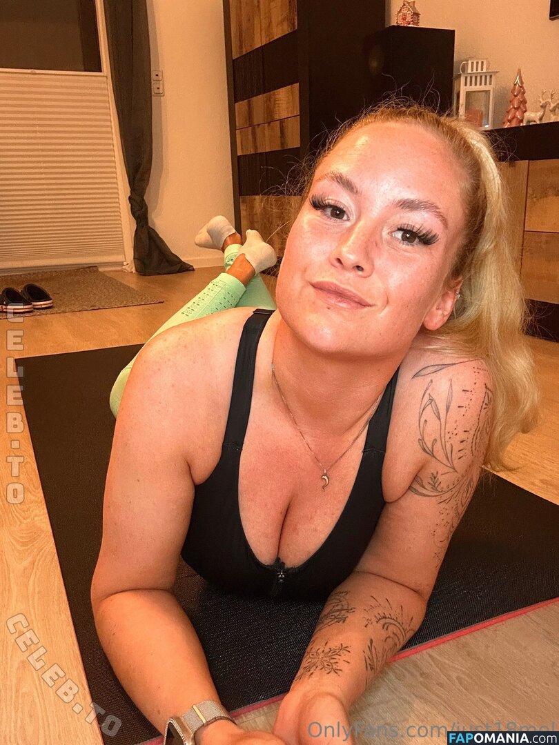 just18mel Nude OnlyFans  Leaked Photo #12