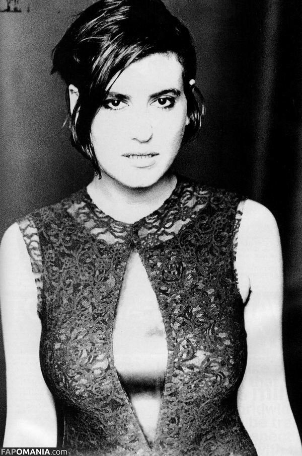 Justine Frischmann Nude OnlyFans  Leaked Photo #1