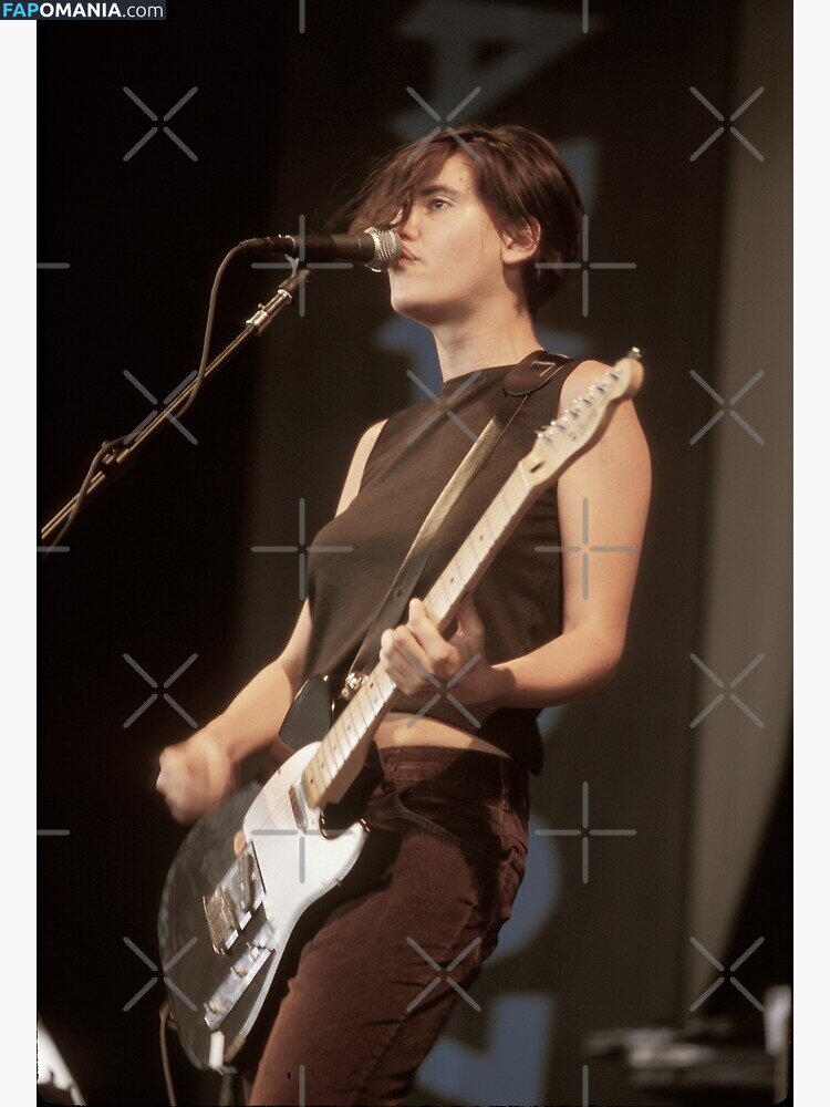 Justine Frischmann Nude OnlyFans  Leaked Photo #4
