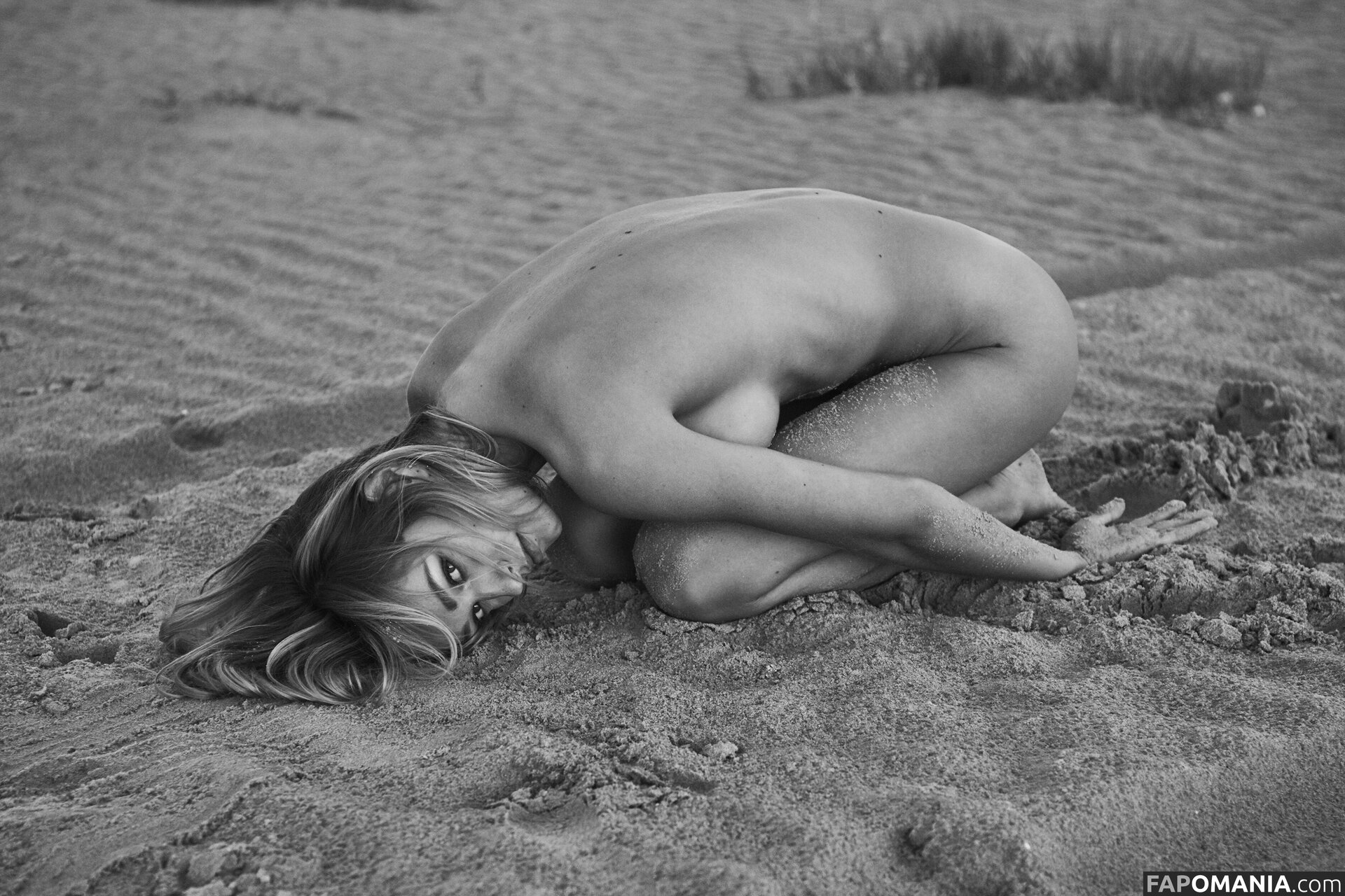 Justine Nicolas / https: / justineNicolas6 / justinenikolaiev Nude OnlyFans  Leaked Photo #4