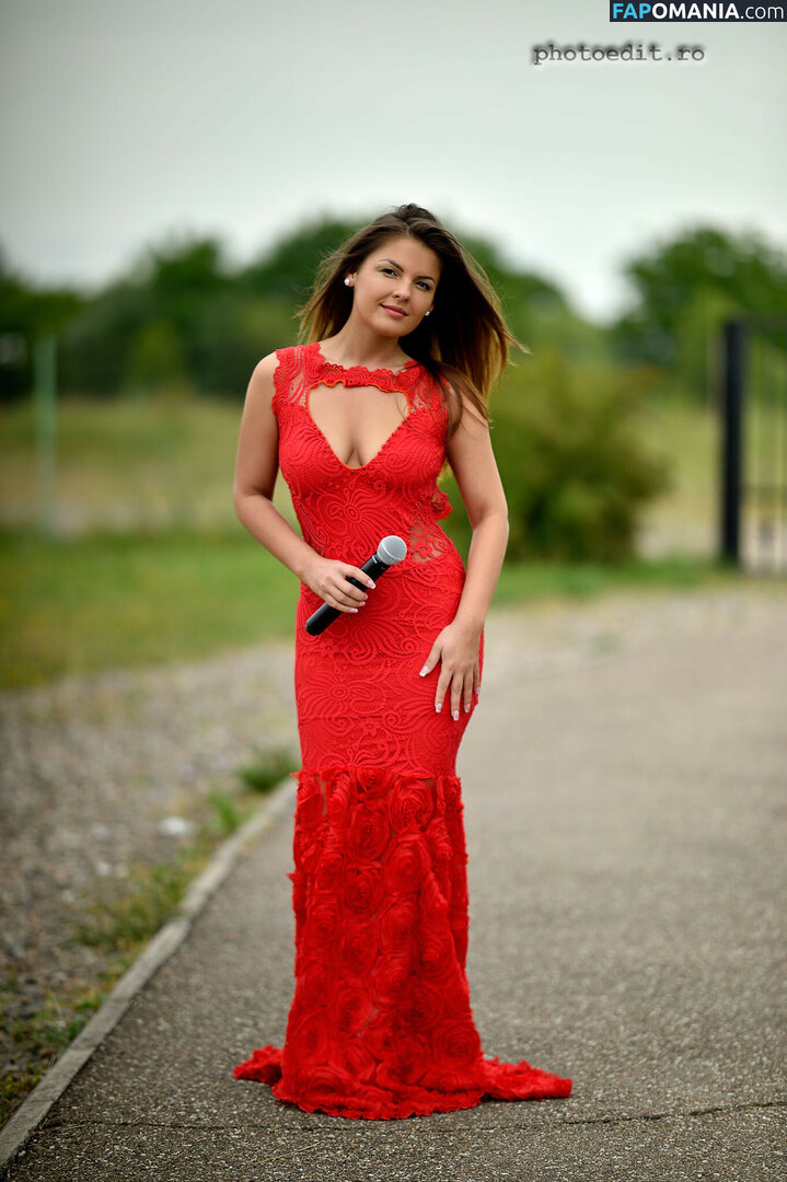 Justmebiu / just_me_biu / michellebiu Nude OnlyFans  Leaked Photo #26