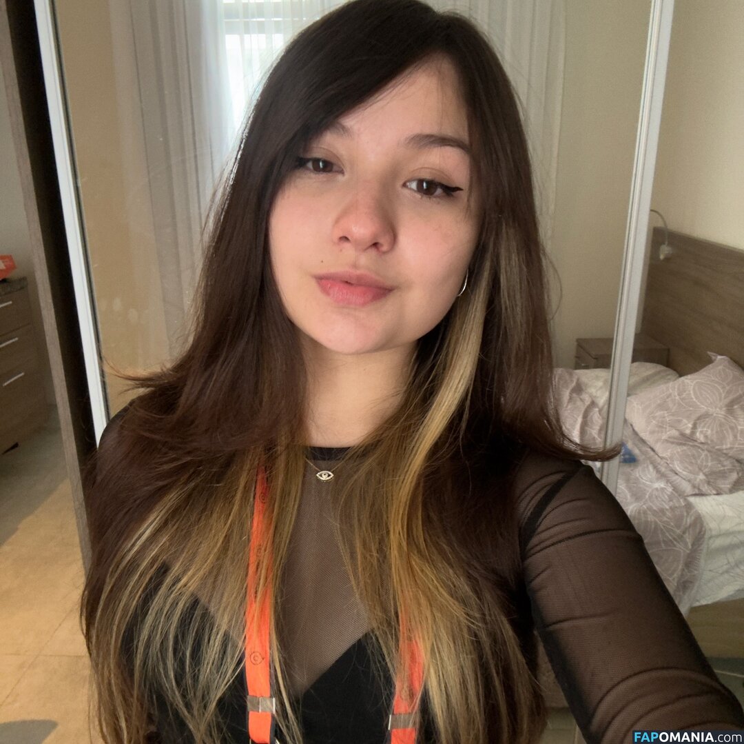 juudtk / juukls Júlia Beatriz Nude OnlyFans  Leaked Photo #137