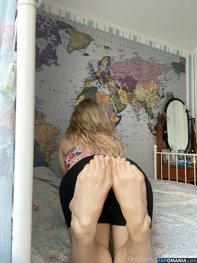 k.flexiblefeet / kseniafeet Nude OnlyFans  Leaked Photo #293