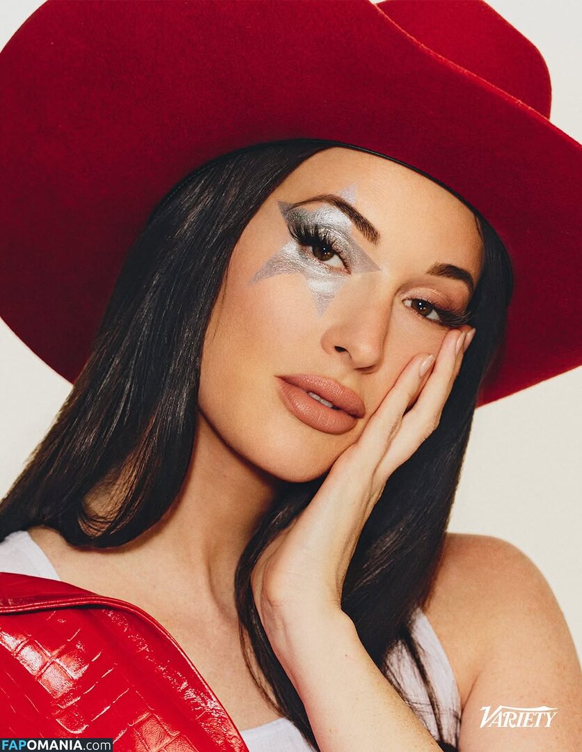 Kacey Musgraves / heavenlyyhazel / spaceykacey Nude OnlyFans  Leaked Photo #10