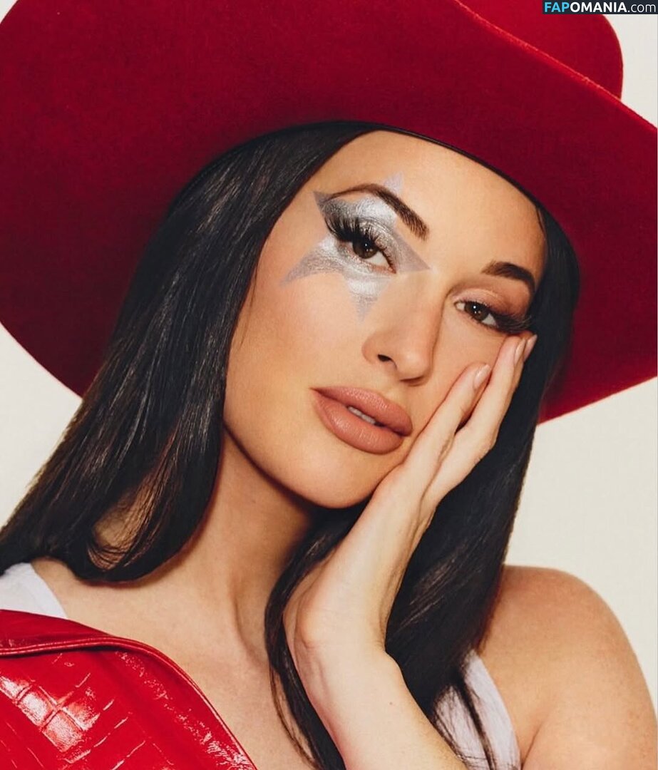 Kacey Musgraves / heavenlyyhazel / spaceykacey Nude OnlyFans  Leaked Photo #13