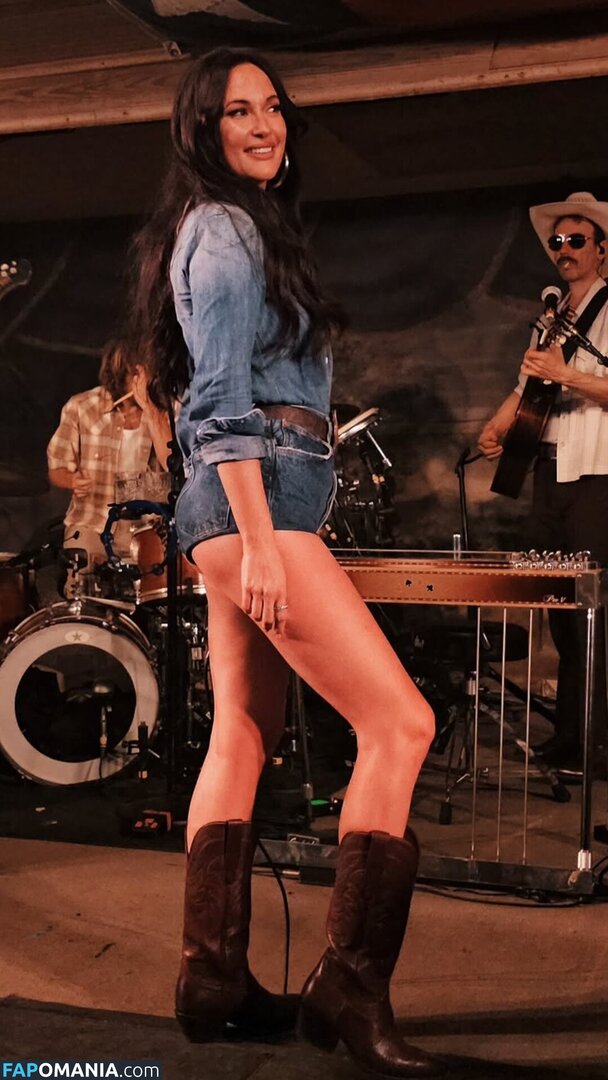 Kacey Musgraves / heavenlyyhazel / spaceykacey Nude OnlyFans  Leaked Photo #26
