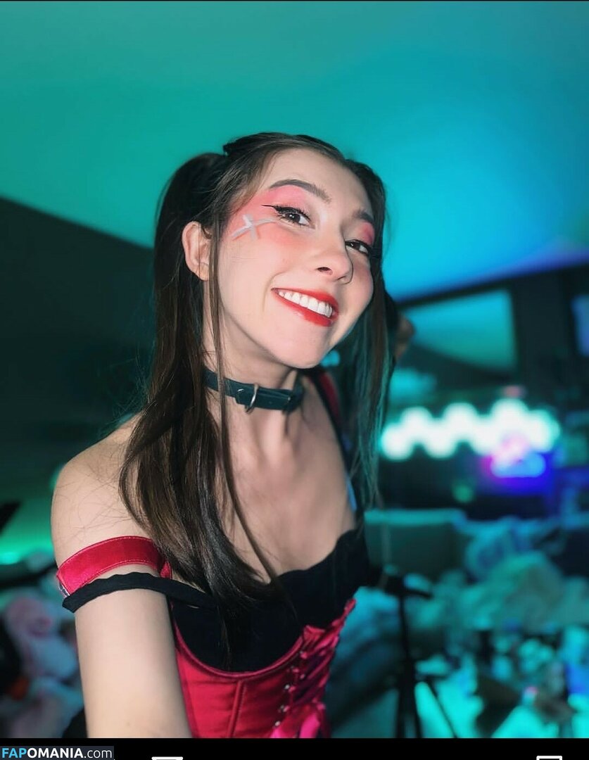 Kaisa / Kaisastreams / kaisanord Nude OnlyFans  Leaked Photo #10