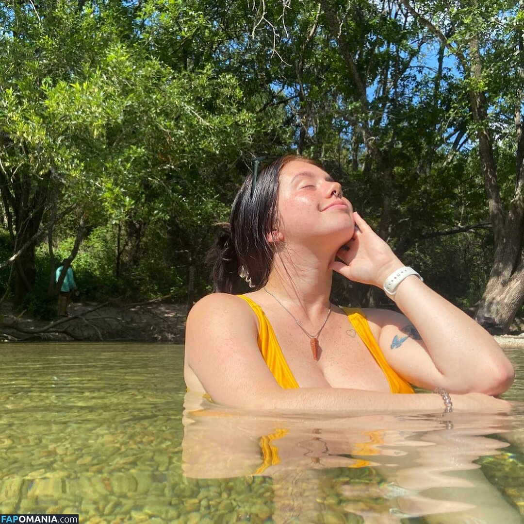 Kaitlyn Nicole / __kaitlynicole_ / https: / kaitlynnicole.music / nicolette38 Nude OnlyFans  Leaked Photo #5