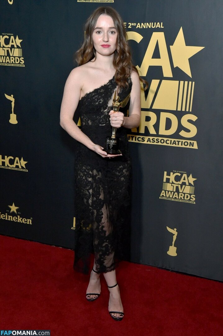Kaitlyn Rochelle Dever / kaitlyn dever / kaitlyndever Nude OnlyFans  Leaked Photo #4
