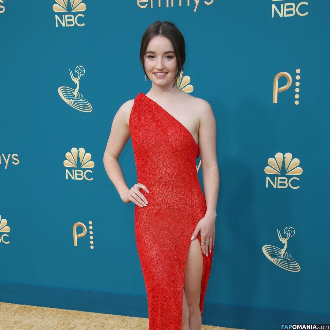Kaitlyn Rochelle Dever / kaitlyn dever / kaitlyndever Nude OnlyFans  Leaked Photo #9
